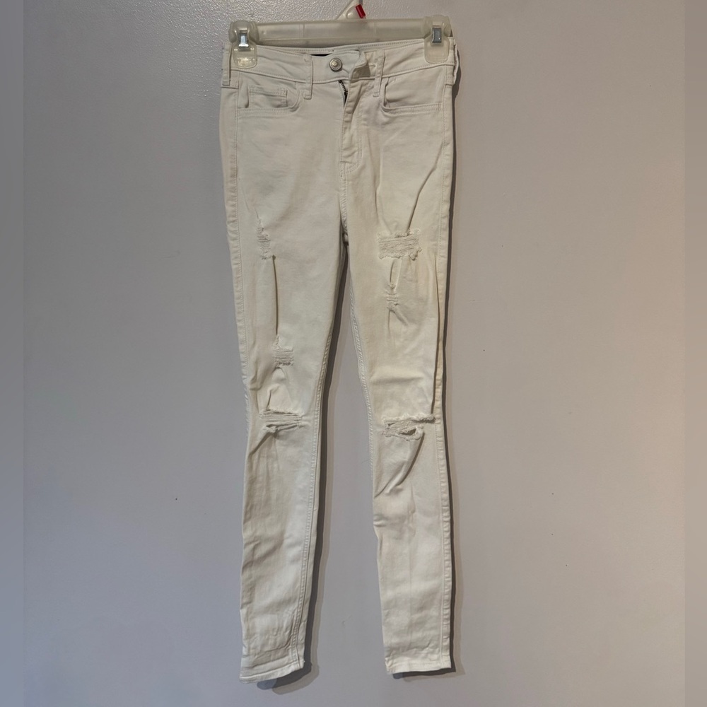 Hollister White High-Rise Super Skinny Jeans